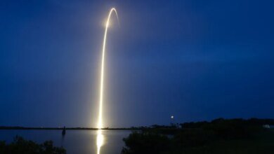 Starlink satellites to be moved to lower orbit