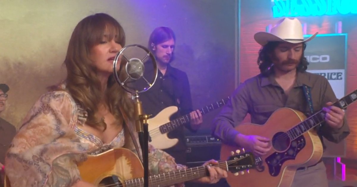 Saturday Sessions Margo Price performs Deportee (Plane Wreck At Los Gatos)