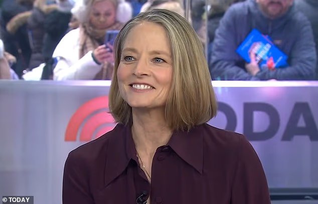 Jodie Foster suffers very embarrassing blunder live on the Today show… leaving host Craig Melvin unamused Jodie Foster suffers very embarrassing blunder live on the Today show… leaving host Craig Melvin unamused