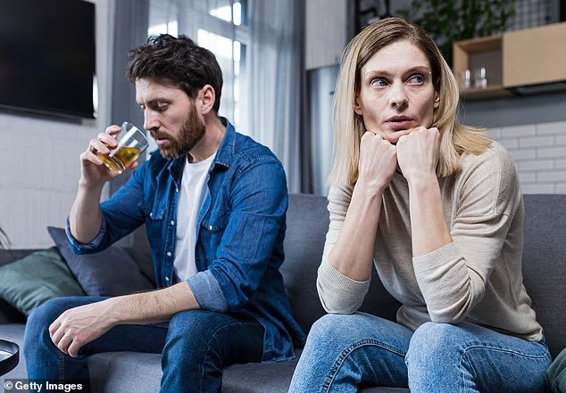 I spent years begging my alcoholic husband to stop drinking. Hes now been sober for 12 months… and this is why Ive just blindsided him with divorce MARIAN TREVLIN I spent years begging my alcoholic husband to stop drinking. Hes now been sober for 12 months… and this is why Ive just blindsided him with divorce MARIAN TREVLIN