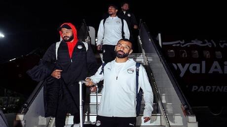 ما حقيقة مغادرة محمد صلاح معسكر مصر وطلبه عدم المشاركة ضد نيجيريا؟
