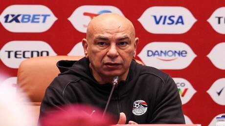 وسط حالة من الجدل والفوضى.. مدرب منتخب مصر ردا على صحفي مغربي سؤالك مش محترم وسط حالة من الجدل والفوضى.. مدرب منتخب مصر ردا على صحفي مغربي سؤالك مش محترم