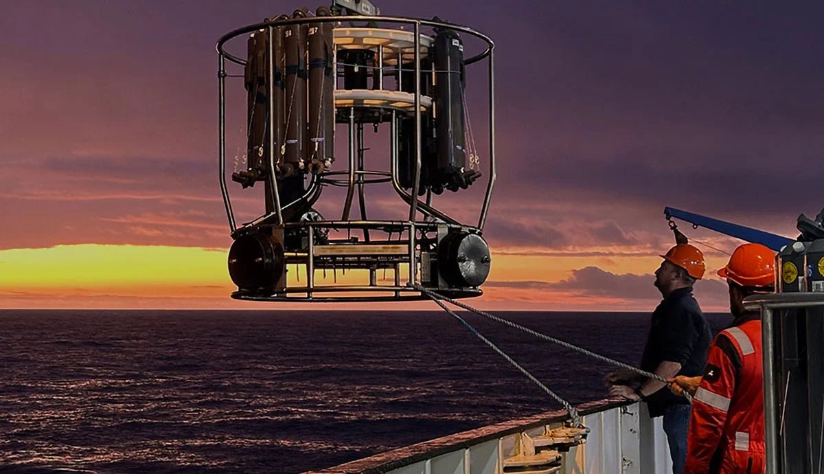 The Oxygen You’re Breathing May Depend on Iron Dust Falling Into the Ocean