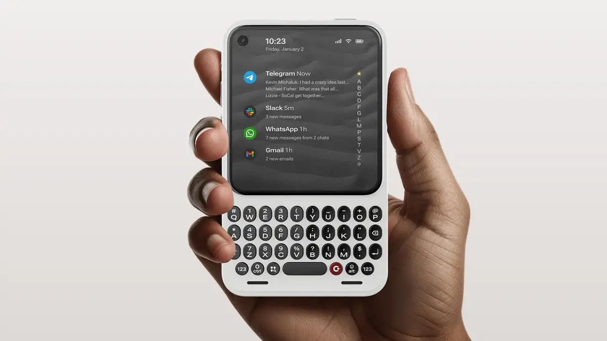 Clicks Communicator brings back the BlackBerry experience with a smart keyboard