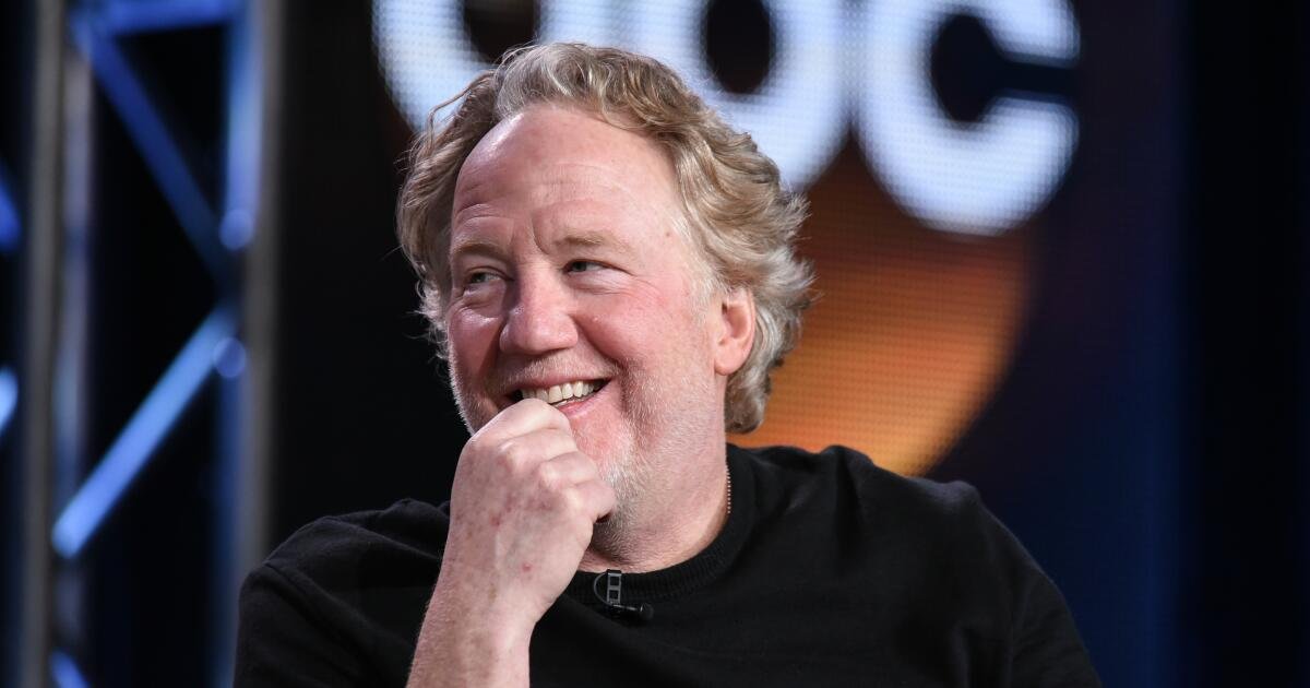 Timothy Busfield U.S. Marshals join search, SVU episode pulled
