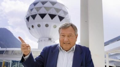 Erich von Däniken, Chariots of the Gods? author, this at 90