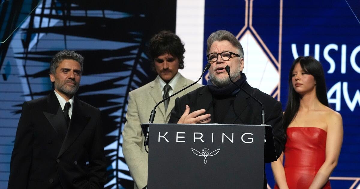Guillermo del Toro reveals death of brother at Palm Springs Film Awards