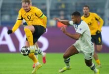 دورتموند يحسم مواجهة هامبورغ 2-0 رغم طرد إيناسيو