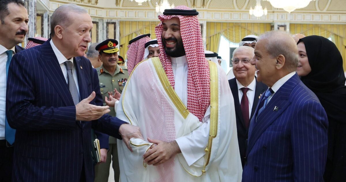 اتفاق مكة أمام اختبار بعد اتساع هجمات الحوثيين على السعودية وإسلام آباد ترد - أرشيف غوغل وبينغ